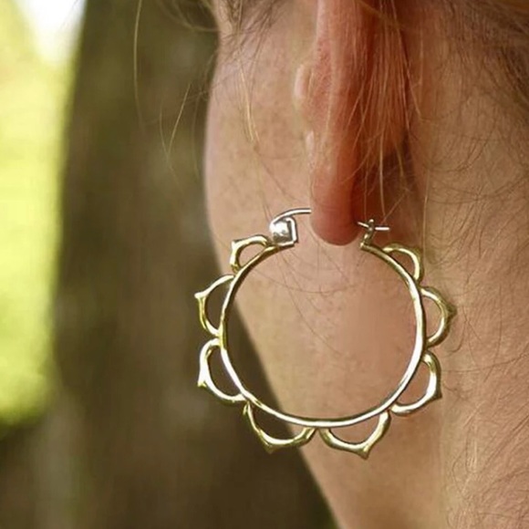 3/$30 Gold Minimalist Bohemian Earrings - Picture 2 of 6